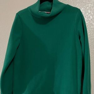 $4 Tommy Hilfiger Mock Neck Fleece top—Small